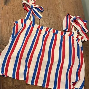 New sz XS buddy love crop top